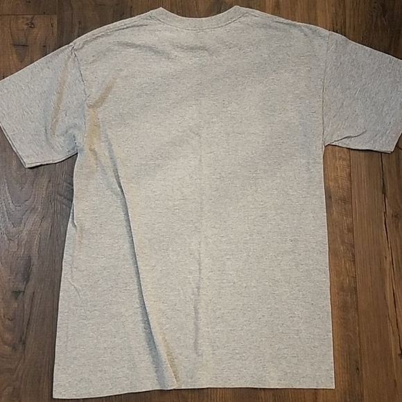 University of WI T-shirt - Heather Gray - Picture 4 of 4